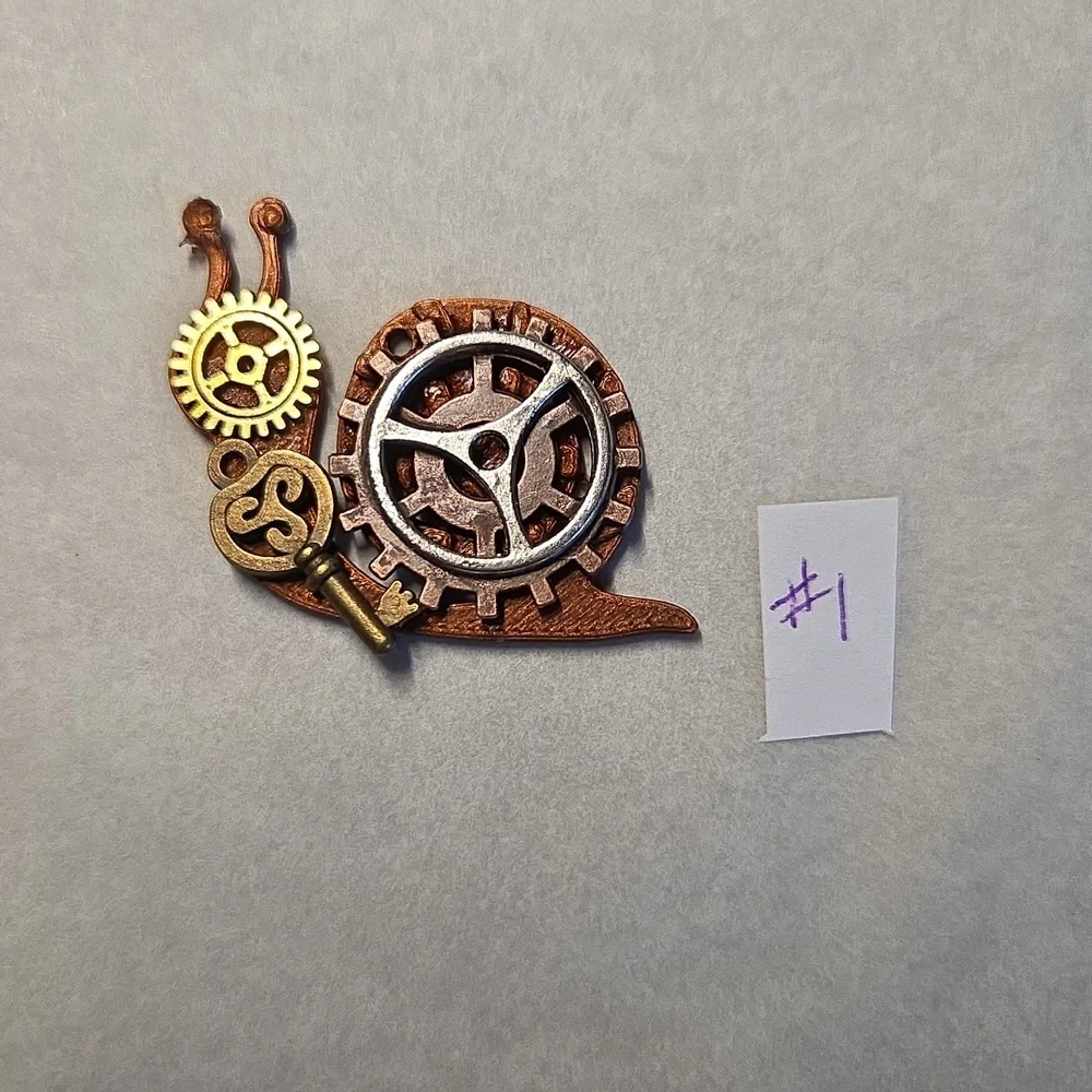 Steampunk Hand Crafted Snail Brooch/Pendant